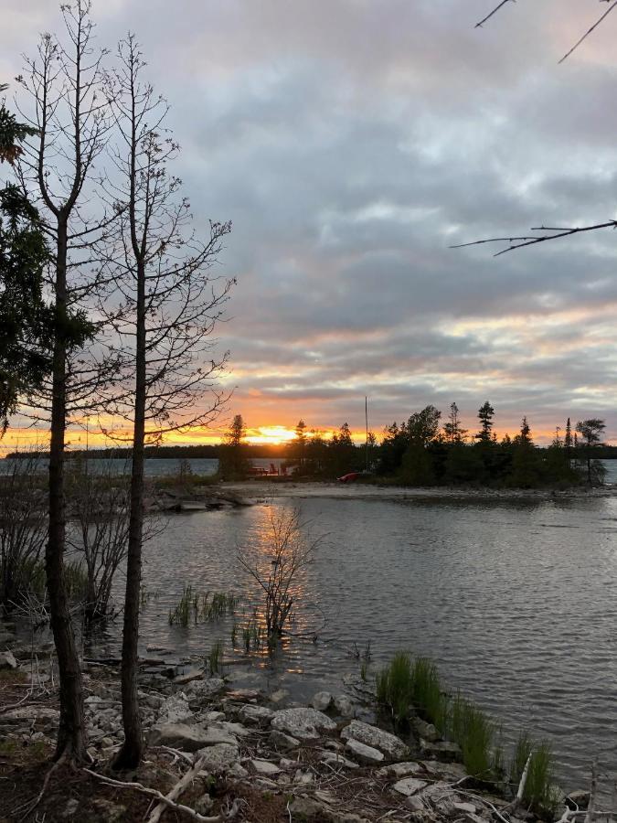 Stone Cove Waterfront Adults Only B&B Tobermory Bagian luar foto